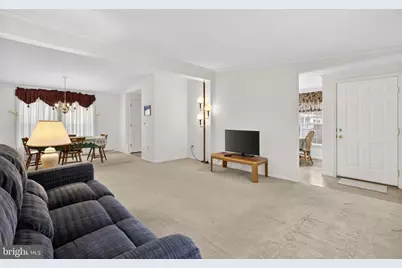 70 Pine Ridge Blvd, Whiting, NJ 08759 - Photo 9