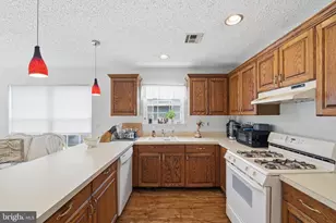 74 Canterbury Ln, Toms River, NJ 08757 - Photo 15