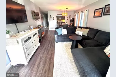 28 Dogwood, Manahawkin, NJ 08050 - Photo 5