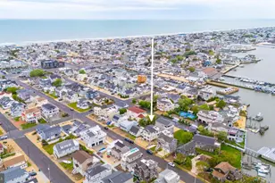 118 W Delaware, Long Beach Township, NJ 08008 - Photo 37