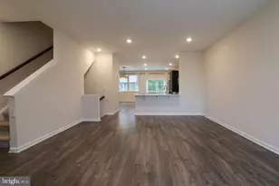 107 Melanie Wy, Manahawkin, NJ 08050 - Photo 11