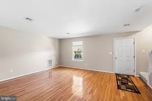 28 Timberline Dr, Tuckerton, NJ 08087 - Photo 5