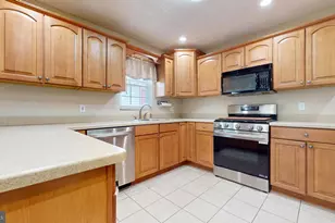 210 Lexington Dr, Tuckerton, NJ 08087 - Photo 11