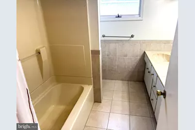 218 W 7th Street, Ship Bottom, NJ 08008 - Photo 15