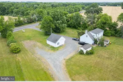 911 Monmouth, Cream Ridge, NJ 08514 - Photo 7