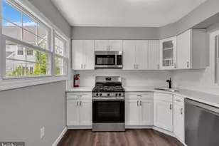 315 Beach Plum Ct, Tuckerton, NJ 08087 - Photo 5