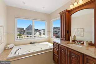 32 Halsey Dr, Brick, NJ 08723 - Photo 19