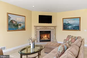 32 Halsey Dr, Brick, NJ 08723 - Photo 9