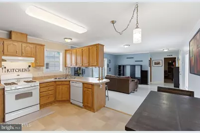 60 Mobile Lane, Toms River, NJ 08755 - Photo 3