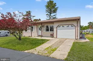 20 Hummingbird Ln, Whiting, NJ 08759 - Photo 3