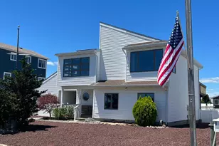 102 Jeanne Dr, Manahawkin, NJ 08050 - Photo 1