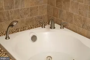 910 Somerset Dr, Toms River, NJ 08753 - Photo 33