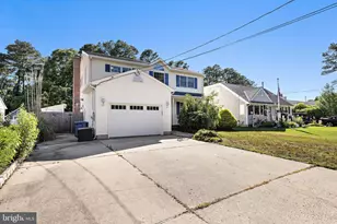 195 S South Lakeshore Dr, Manahawkin, NJ 08050 - Photo 5