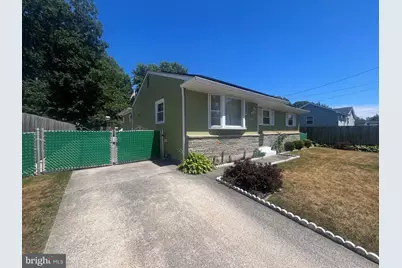 204 National Union Boulevard, Tuckerton, NJ 08087 - Photo 3