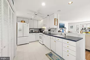 100 E Texas Ave, Long Beach Township, NJ 08008 - Photo 21