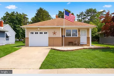 438 Jamaica Boulevard, Berkeley, NJ 08757 - Photo 1