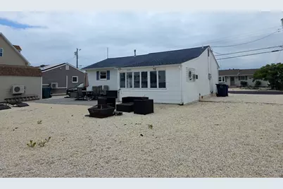 129 E Raritan Drive, Tuckerton, NJ 08087 - Photo 3