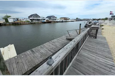 129 E Raritan Drive, Tuckerton, NJ 08087 - Photo 5