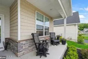 38 Keeneland, New Egypt, NJ 08533 - Photo 5