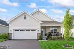 38 Keeneland, New Egypt, NJ 08533 - Photo 3