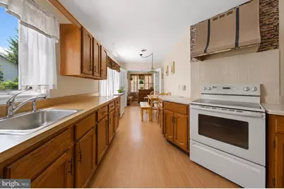 10 Cedar Avenue, Manahawkin, NJ 08050 - Photo 9