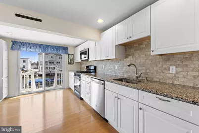 65 Myrtle Drive, Manahawkin, NJ 08050 - Photo 9