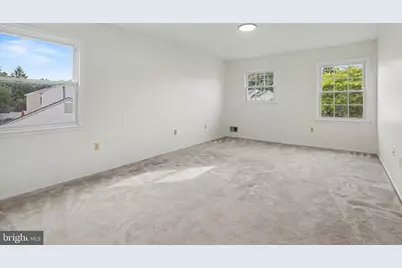 1075 Torremolinos Court, Toms River, NJ 08753 - Photo 25