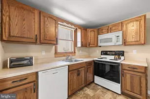 114 W Delaware Ave, Long Beach, NJ 08008 - Photo 11