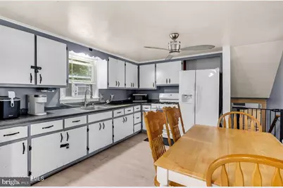 1137 Roe Avenue, Point Pleasant Beach, NJ 08742 - Photo 11