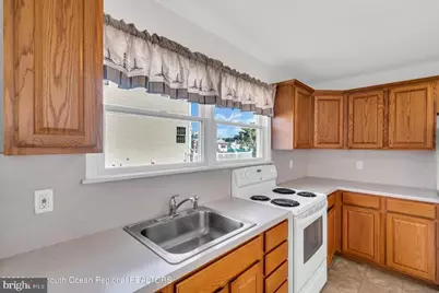 408 Newport Avenue, Ocean Gate, NJ 08740 - Photo 15