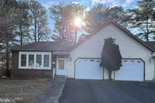 16 Ivy Ct, Whiting, NJ 08759 - Photo 1