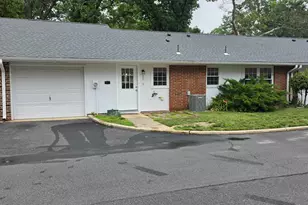 437 Portsmouth Dr, Lakewood, NJ 08701 - Photo 3