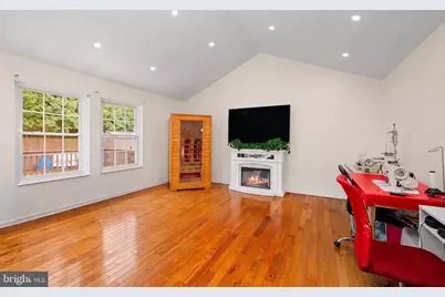 1025 Cutlass, Manahawkin, NJ 08050 - Photo 15