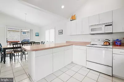 11 W Essex Avenue, Harvey Cedars, NJ 08008 - Photo 27
