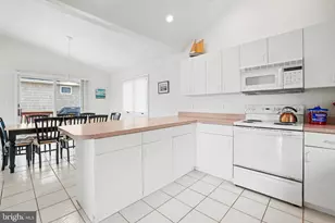 11 W Essex Ave, Harvey Cedars, NJ 08008 - Photo 27