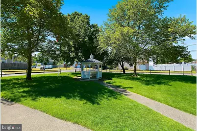 414 Springfield Avenue, Pine Beach, NJ 08741 - Photo 35