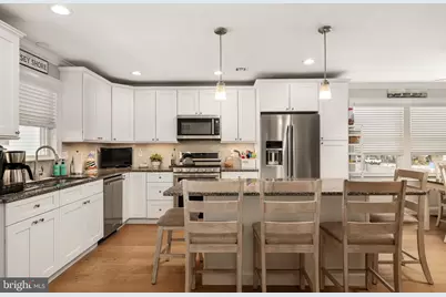 515 Long Beach Boulevard, Ship Bottom, NJ 08008 - Photo 5