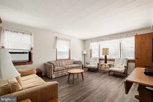 27 N 19th St, Surf City, NJ 08008 - Photo 5
