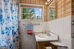109 E Mohawk Dr, Tuckerton, NJ 08087 - Photo 11