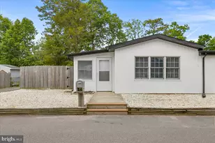 530 Bradley Blvd, Toms River Township, NJ 08753 - Photo 1