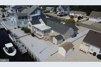 211 S William Cook Boulevard, Manahawkin, NJ 08050 - Photo 69