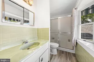 77 N Lakeshore Dr, Manahawkin, NJ 08050 - Photo 27