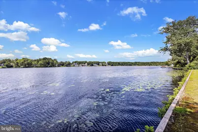 77 N Lakeshore Drive, Manahawkin, NJ 08050 - Photo 45