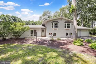 77 N Lakeshore Dr, Manahawkin, NJ 08050 - Photo 3