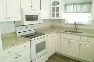 75 Montserrat St, Toms River, NJ 08757 - Photo 5