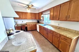 34 Sycamore Rd, Manahawkin, NJ 08050 - Photo 13