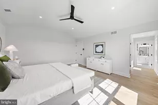 284 W 15th St, Ship Bottom, NJ 08008 - Photo 31