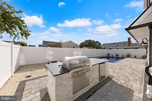 284 W 15th St, Ship Bottom, NJ 08008 - Photo 3