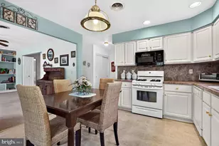 33 Auburn Rd, Toms River, NJ 08757 - Photo 11