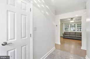 8 Seville Pl, Toms River, NJ 08757 - Photo 7